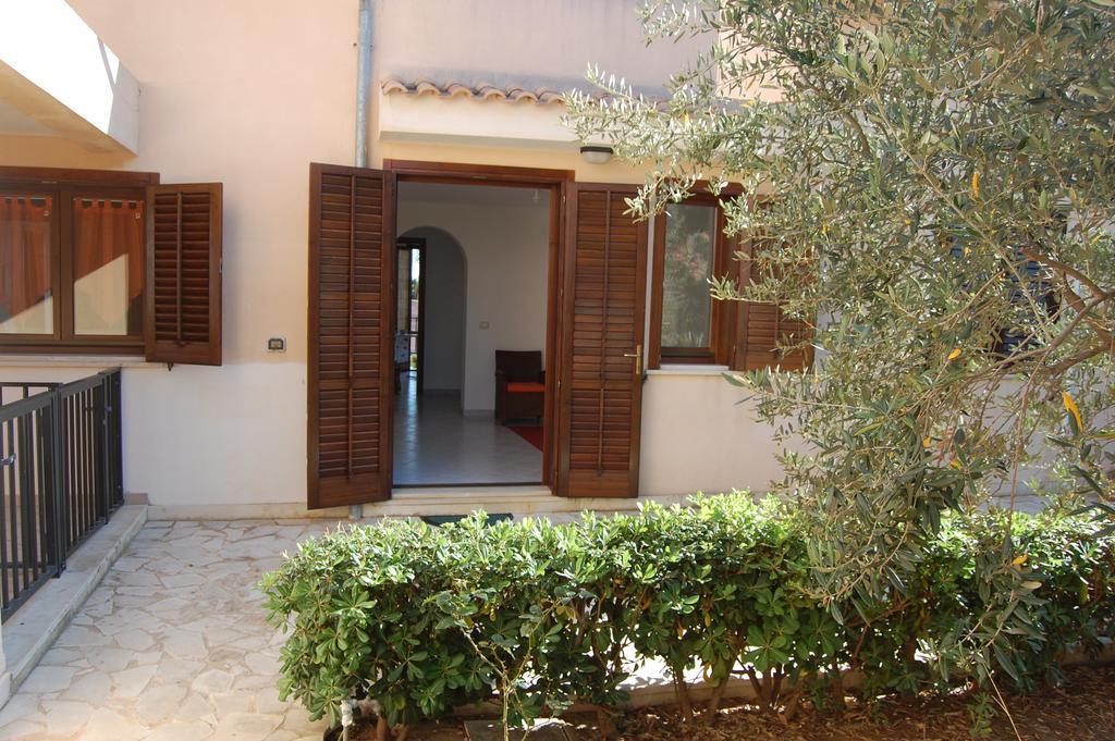 Hibiscus Rosso Villa Donnalucata  Exterior foto