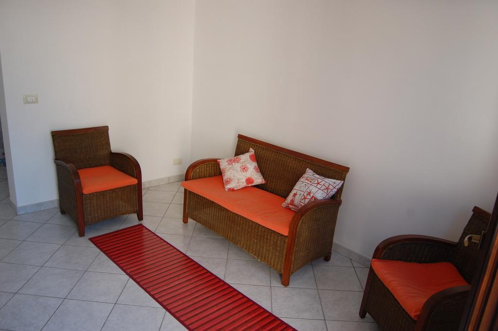 Hibiscus Rosso Villa Donnalucata  Exterior foto